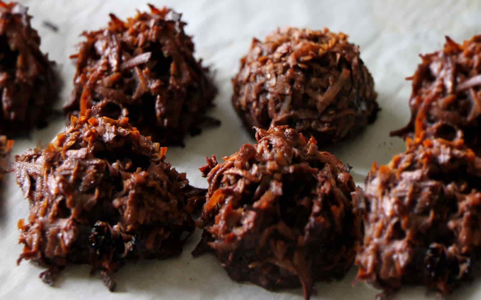 Chocolate Macaroons - Nutracelle