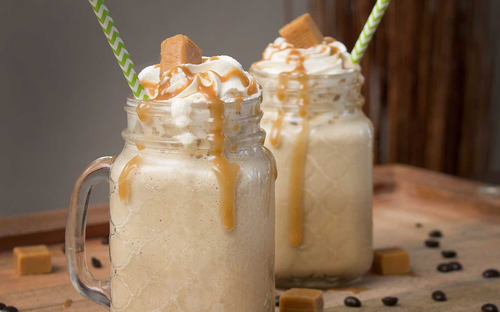 Creamy Iced Caramel Macchiato Protein Shake - Nutracelle
