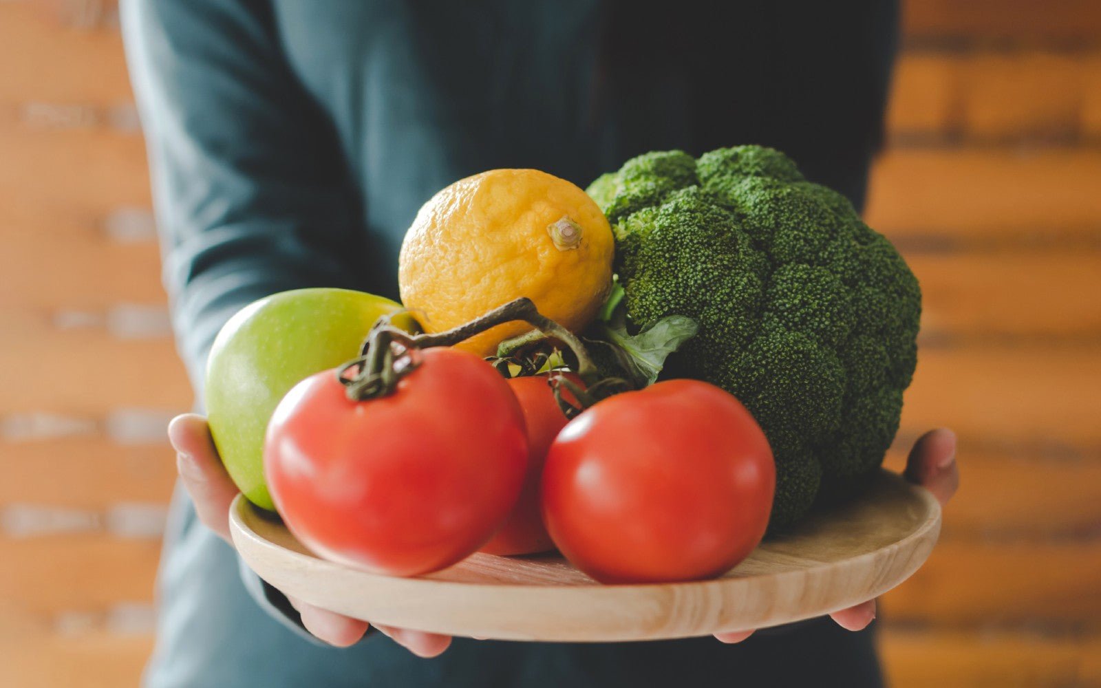 Quercetin: Sources, Uses, Benefits, and more - Nutracelle