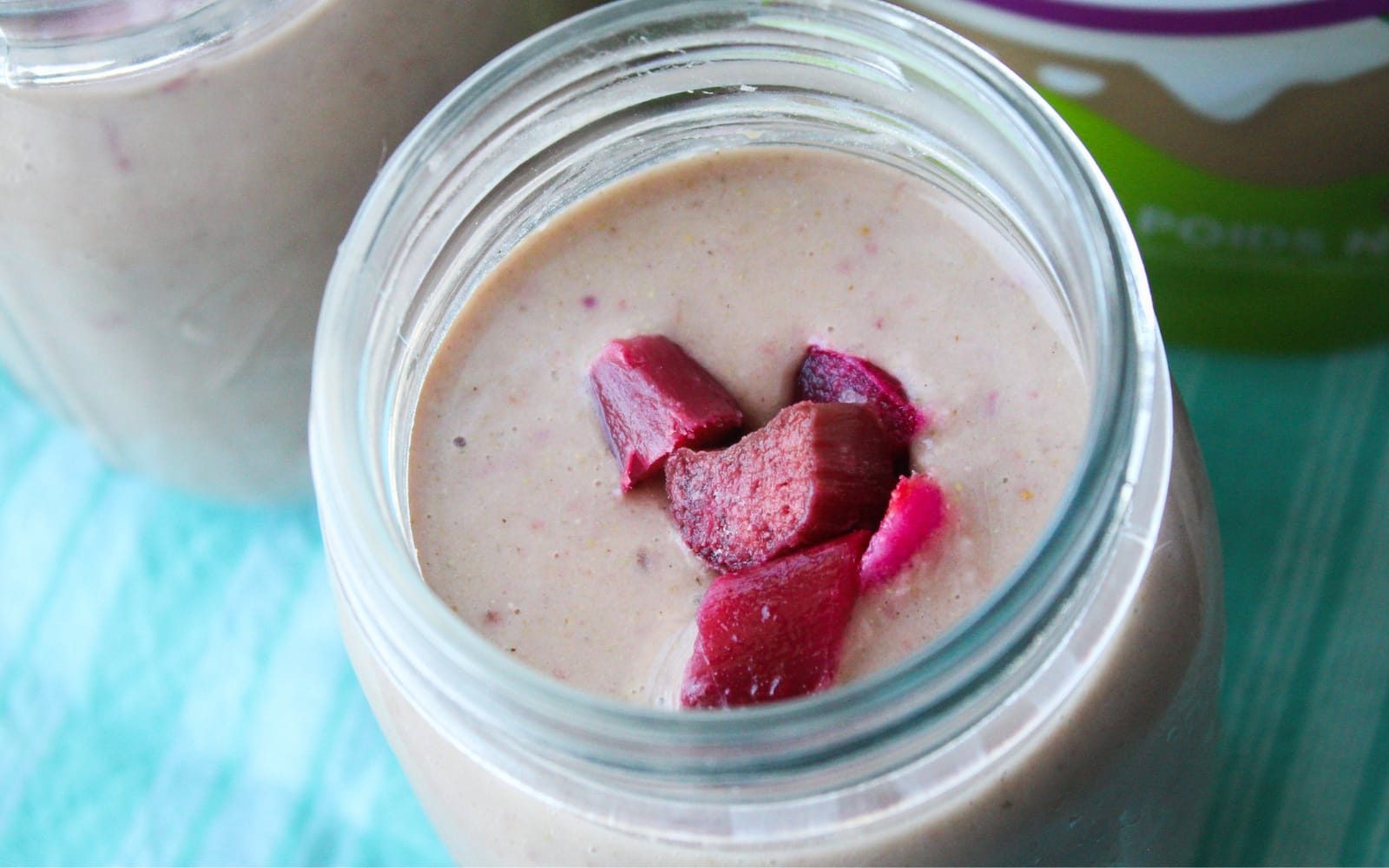 Strawberry Rhubarb Vegan Smoothie - Nutracelle