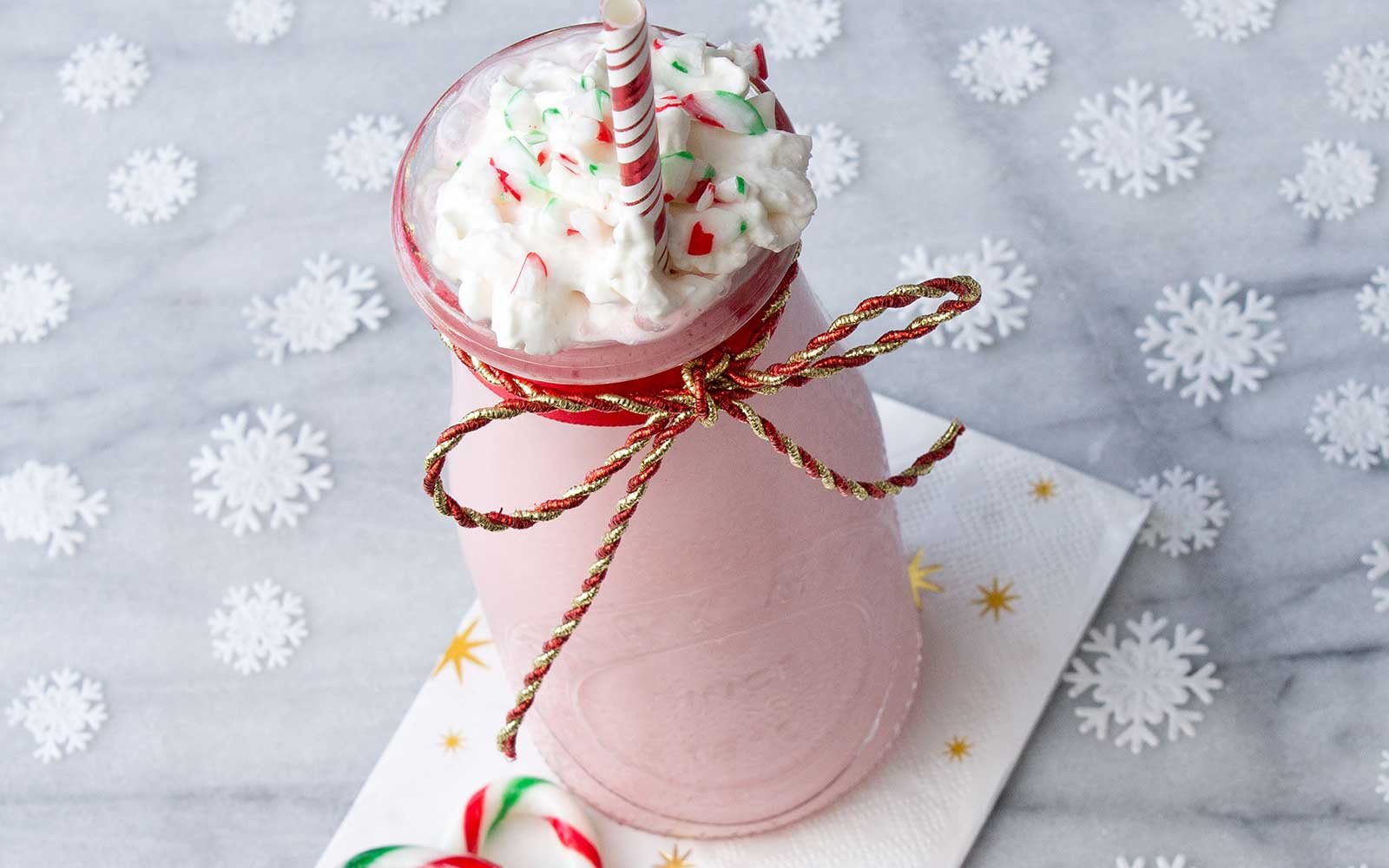 Christmas Candy Cane Protein Smoothie - Nutracelle