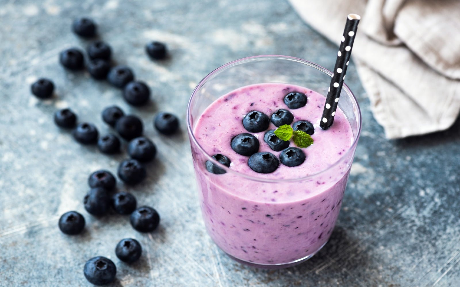 Immunity Boosting Blueberry Lemon Smoothie - Nutracelle
