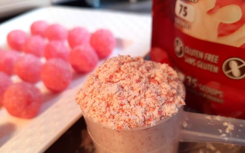 Keto Strawberry Cream Cheese Balls - Nutracelle