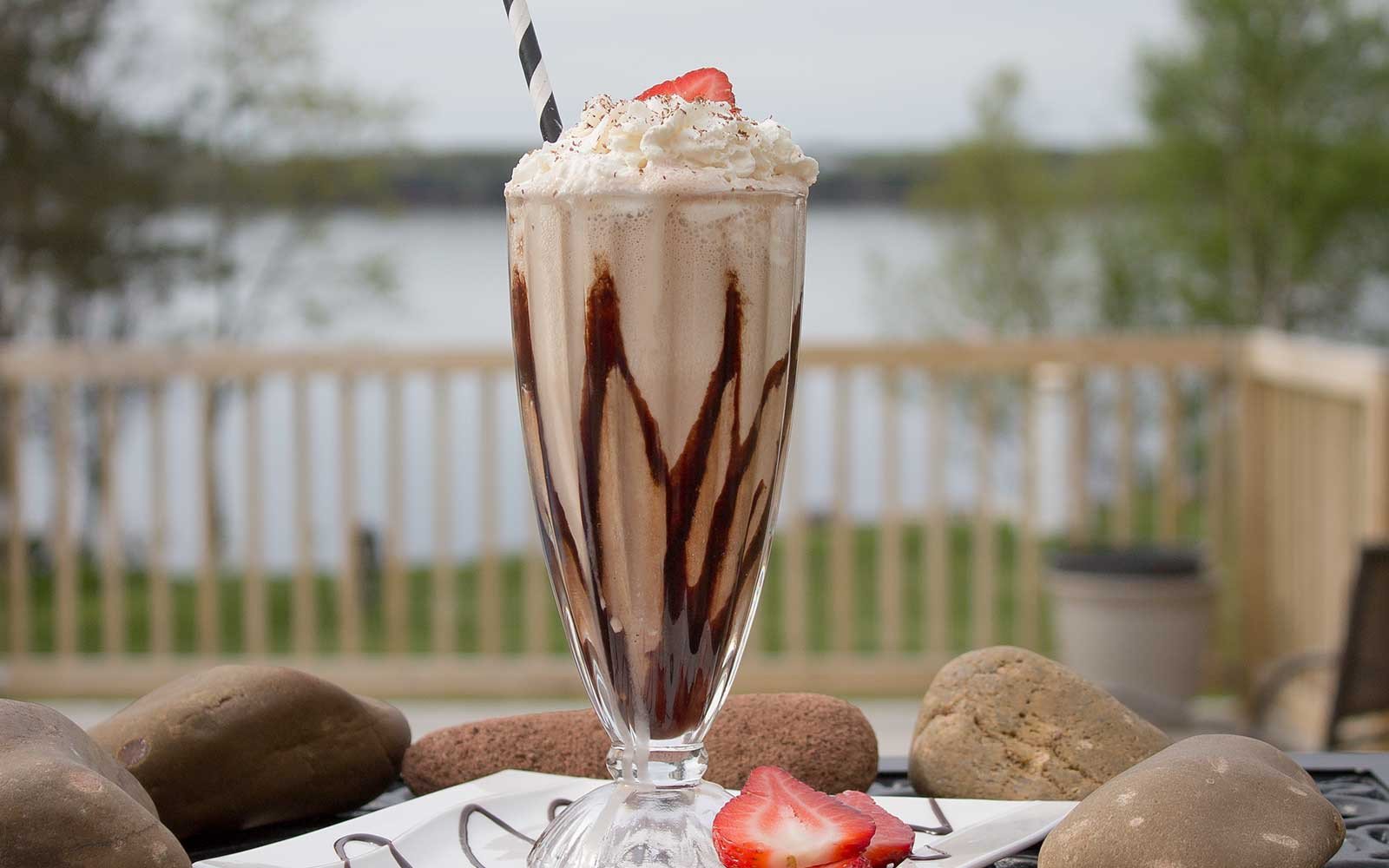 Low Carb Creamy Chocolate Mudslide - Nutracelle