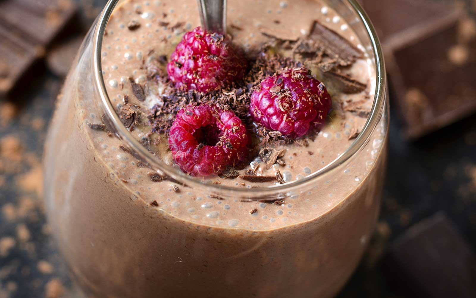 Low Carb Raspberry Truffle Smoothie - Nutracelle