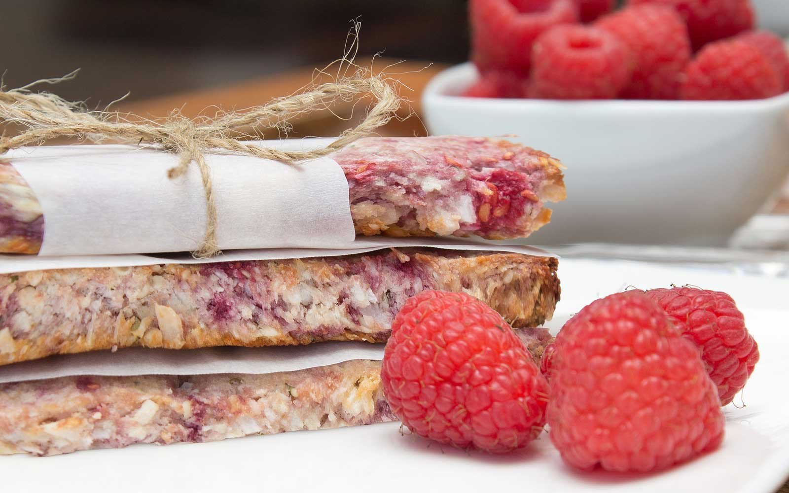 Raspberry Coconut Protein Bars - Nutracelle